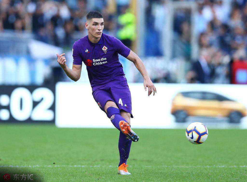 都体:弗拉霍维奇不愿放弃尤文1250万欧年薪,曼联无法完全说服他.