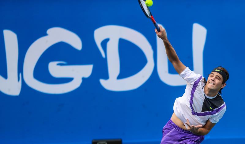 雄鹿阵容齐 雄鹿阵容齐