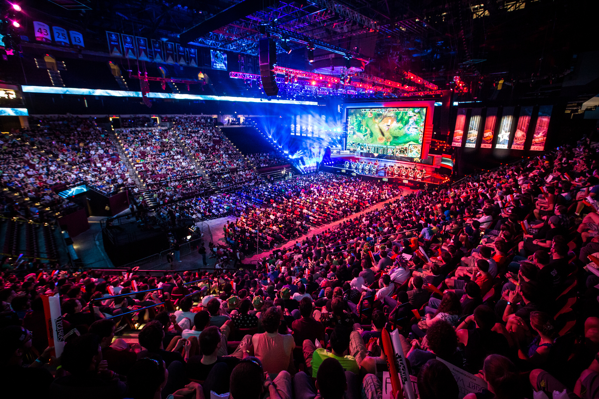 的贫困家庭 的贫困家庭